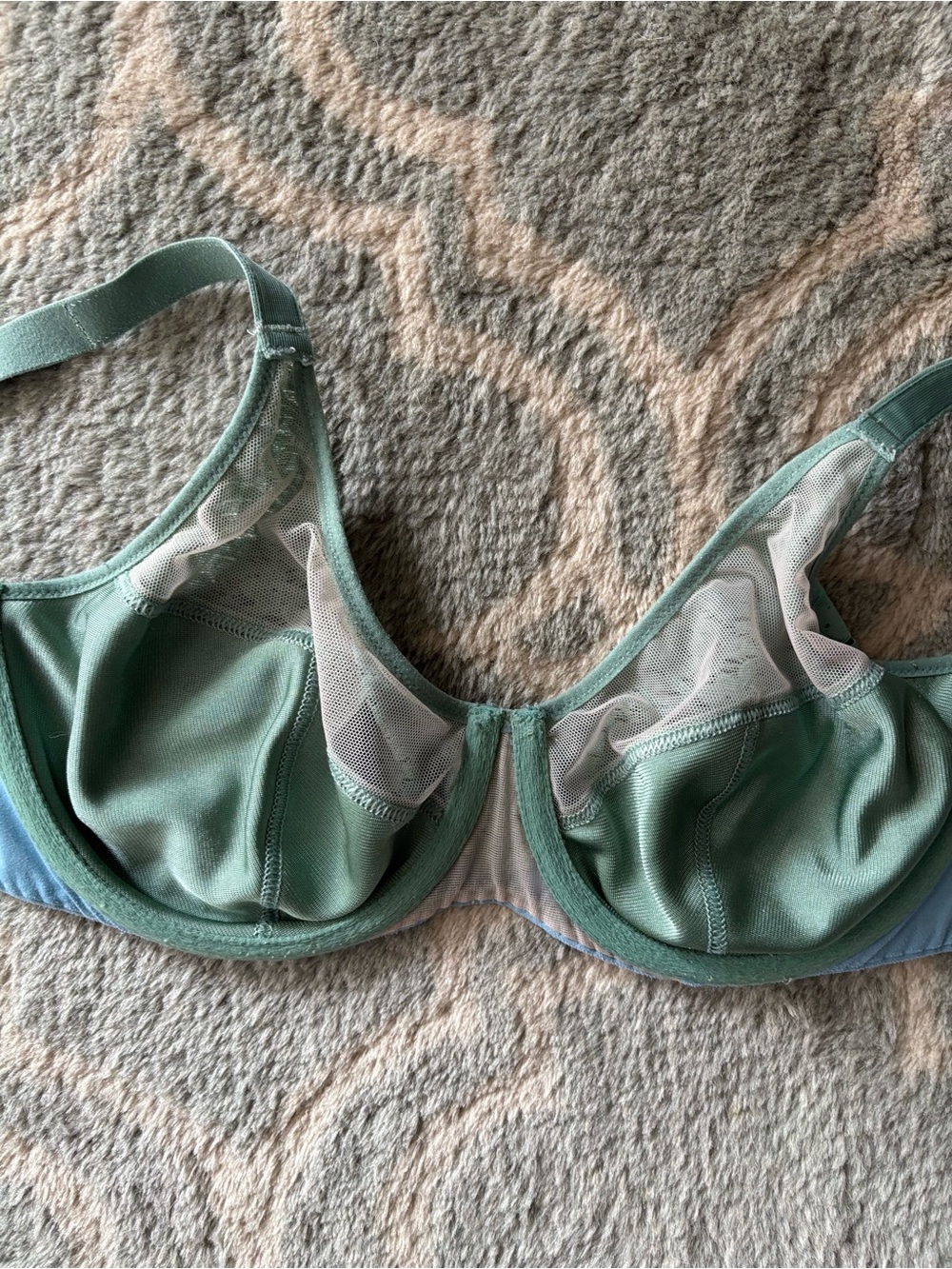 Chantelle Norah comfort bra , 36C - Picture 2 of 5